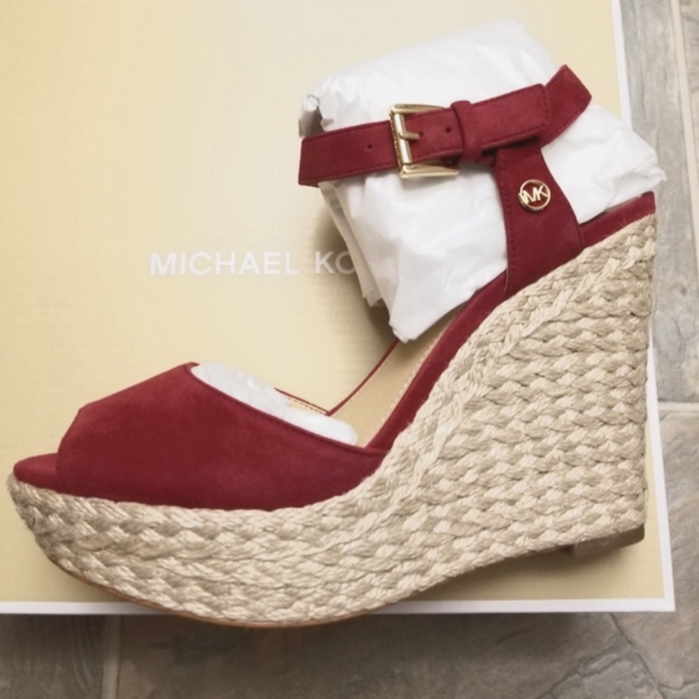 New Michael Kors Carlyn Wedge Berry heels sandals